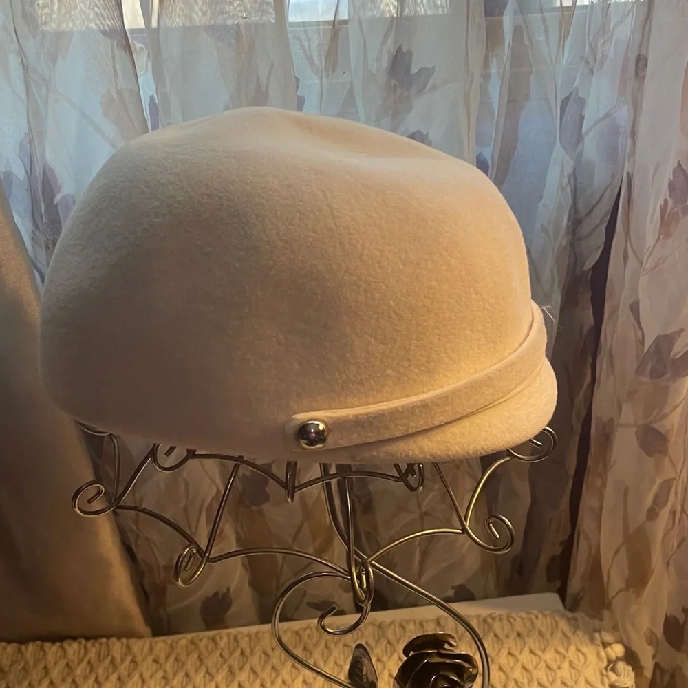 HELEN KAMINSKI WOOL NEWSBOY CAP